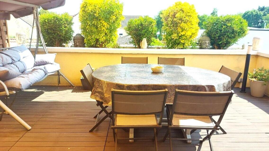 Appartement Familial Pour 6 Adultes Et 5 Enfants A 10 Min De Disney บายญี-โรแม็งวีเญร์ ภายนอก รูปภาพ